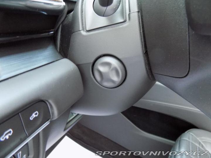 Ostatní značky Ostatní modely Cadillac Escalade 6.2/V8/4WD/Sport Platinum 2022