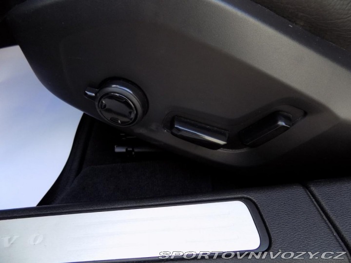 Volvo V60 T8/AWD/Recharge/Inscrip/P 2020