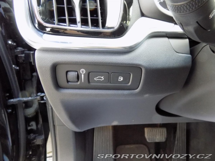 Volvo V60 T8/AWD/Recharge/Inscrip/P 2020