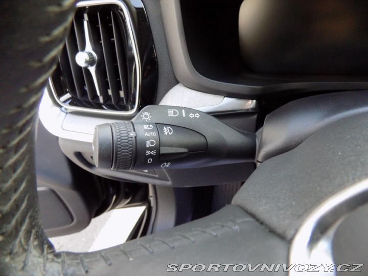 Volvo V60 T8/AWD/Recharge/Inscrip/P 2020