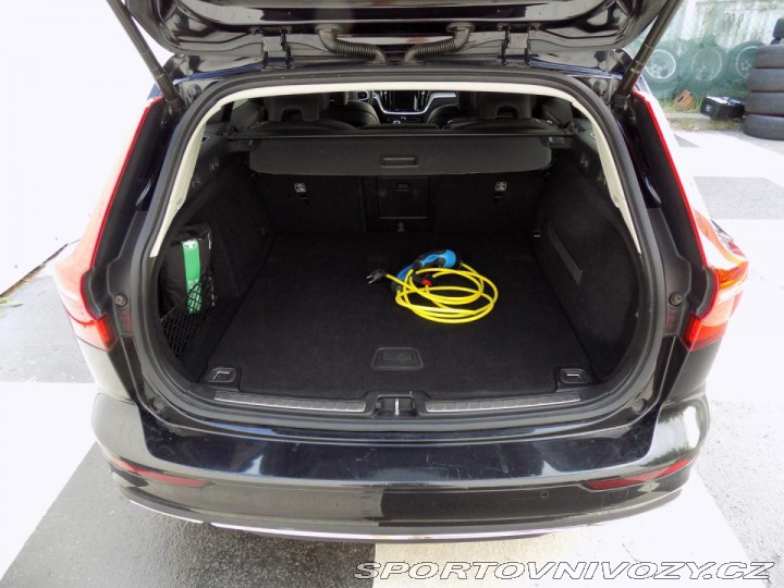Volvo V60 T8/AWD/Recharge/Inscrip/P 2020
