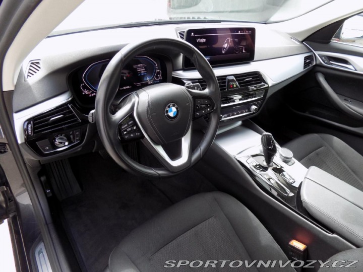 BMW 5 530e/xDrive/Full-LED/DPH/ 2021