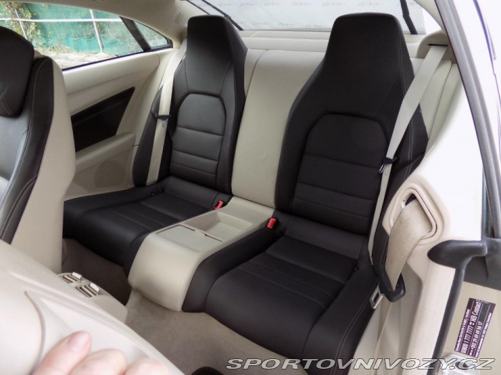 Mercedes-Benz E 220d Coupé/Full-Led/NAVI/ 2014