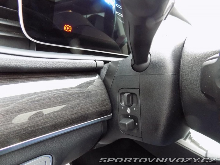 Mercedes-Benz Ostatní modely GLS 400d/AMG-Paket/Full-Led/ 2021
