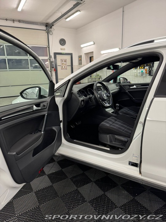 Volkswagen Golf Gtd Variant 2015