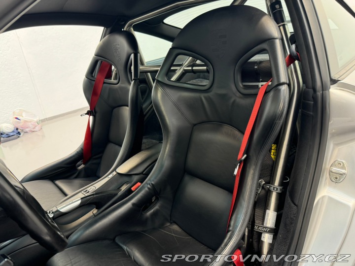 Porsche 911 GT3 2000