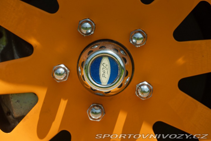 Ford GT 40 REPLICA LIVREA LE MANS 1966 GULF 1978
