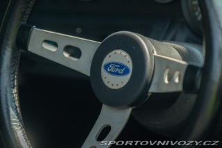 Ford GT 40 REPLICA LIVREA LE MANS 1966 GULF 1978