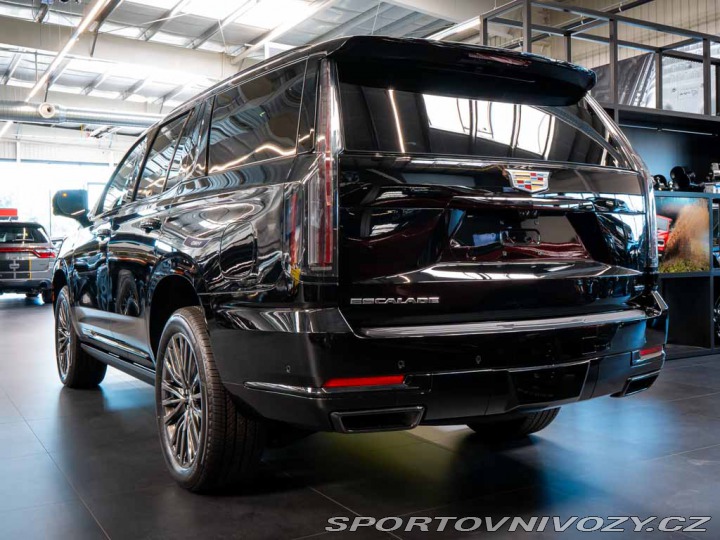 Ostatní značky Ostatní modely Cadillac Escalade 6.2 V8 Sport Platinum 202 2025