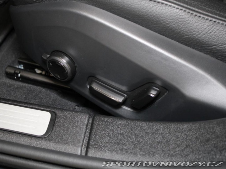 Volvo S60 2,0 B5 AWD Ultimate Dark 2024