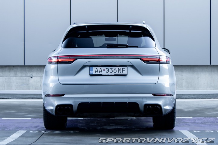 Porsche Cayenne E-Hybrid 4x4 Platinum A/ 2023