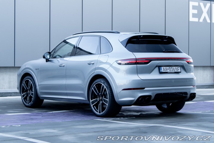 Porsche Cayenne E-Hybrid 4x4 Platinum A/ 2023
