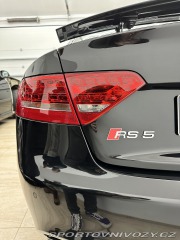 Audi RS5 2011