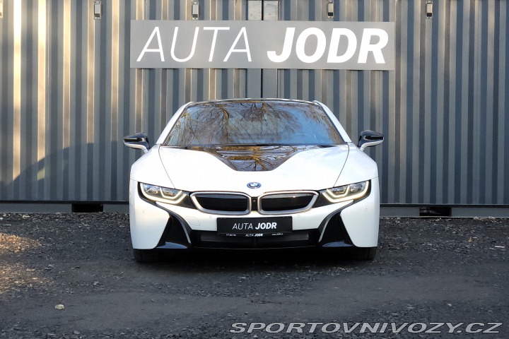 BMW i8 2020