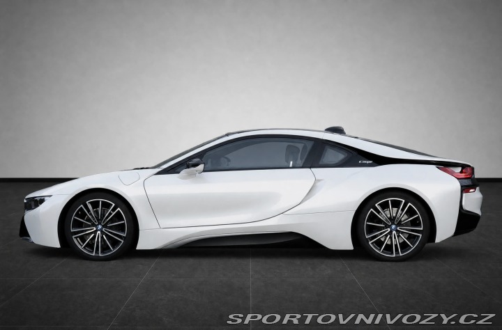 BMW i8  2020