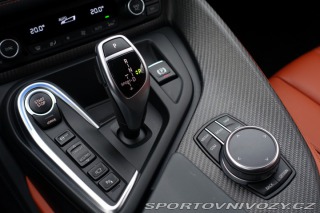 BMW i8  2020
