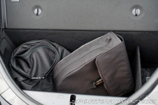 BMW i8  2020