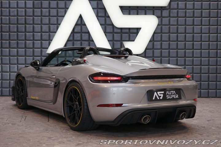 Porsche 718 Spyder RS Weissach Lift B 2024