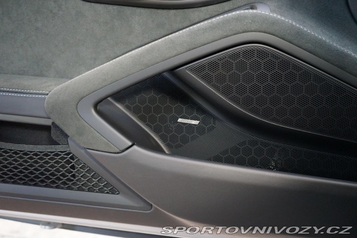 Porsche 718 Spyder RS Weissach Lift B 2024