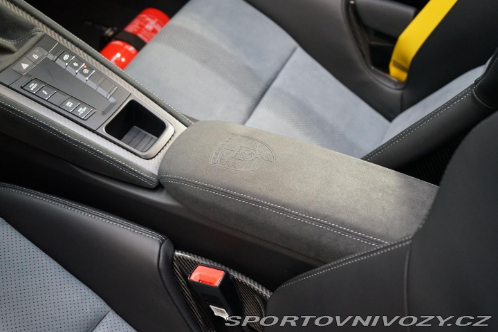 Porsche 718 Spyder RS Weissach Lift B 2024