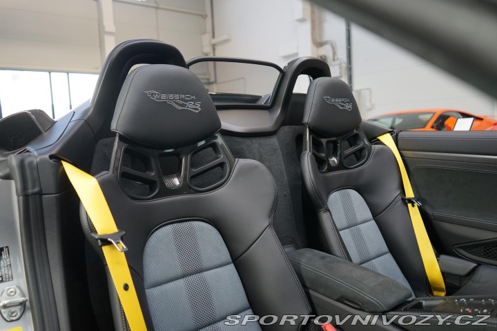 Porsche 718 Spyder RS Weissach Lift B 2024