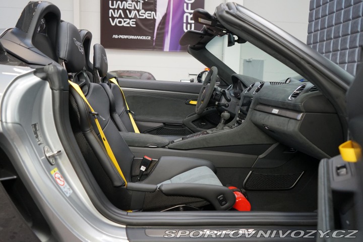 Porsche 718 Spyder RS Weissach Lift B 2024