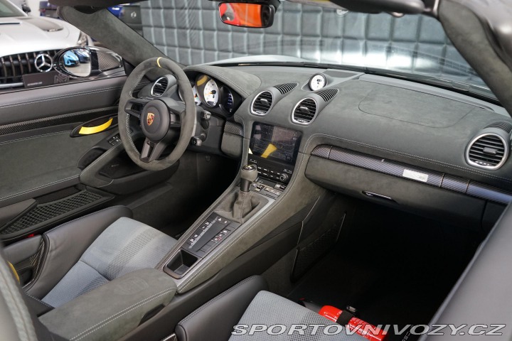 Porsche 718 Spyder RS Weissach Lift B 2024