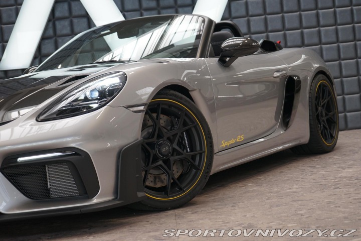 Porsche 718 Spyder RS Weissach Lift B 2024