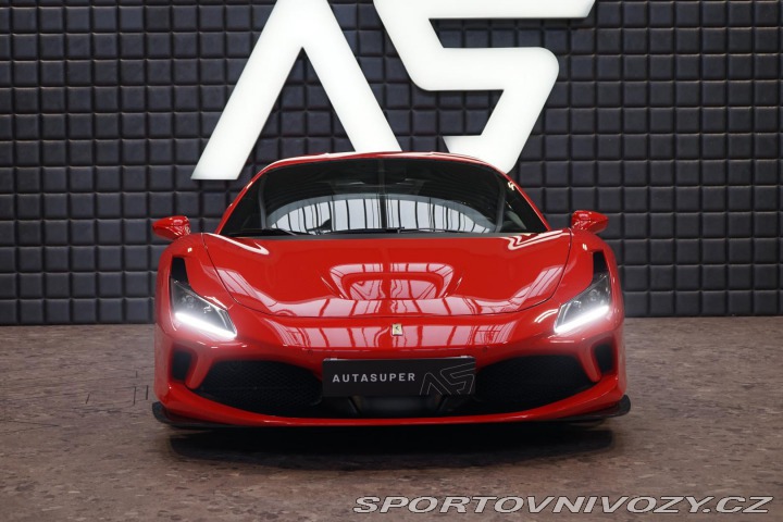 Ferrari F8 Tributo 530kW Lift JBL Ca 2020