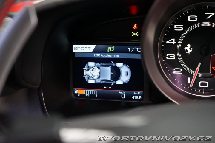 Ferrari F8 Tributo 530kW Lift JBL Ca 2020