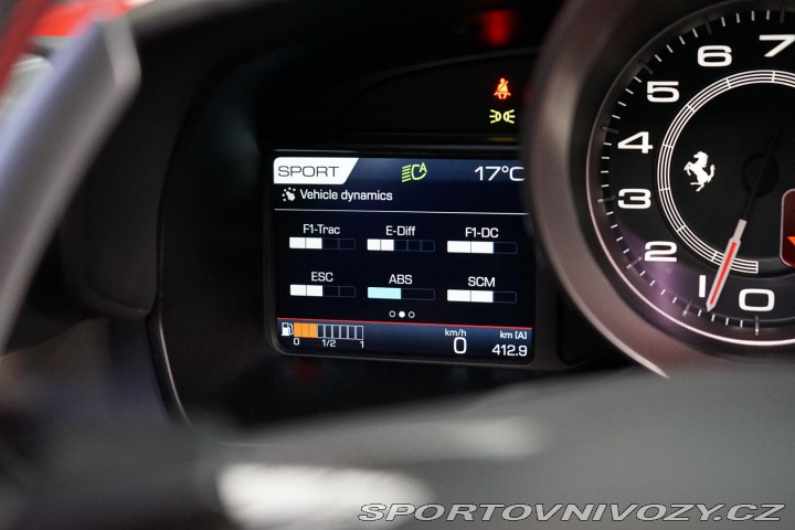 Ferrari F8 Tributo 530kW Lift JBL Ca 2020