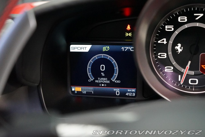 Ferrari F8 Tributo 530kW Lift JBL Ca 2020
