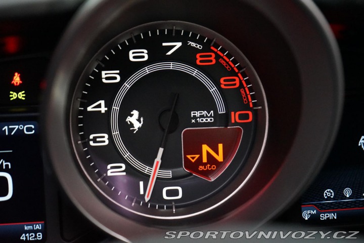 Ferrari F8 Tributo 530kW Lift JBL Ca 2020