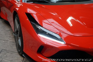 Ferrari F8 Tributo 530kW Lift JBL Ca 2020