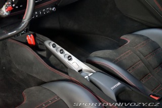 Ferrari F8 Tributo 530kW Lift JBL Ca 2020