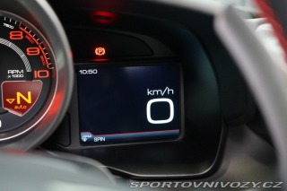 Ferrari F8 Tributo 530kW Lift JBL Ca 2020