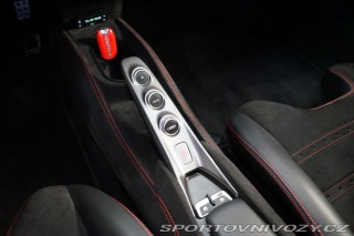Ferrari F8 Tributo 530kW Lift JBL Ca 2020