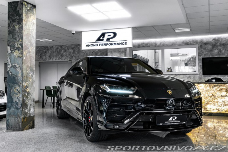 Lamborghini Urus B&O/23"/AKRAPOVI