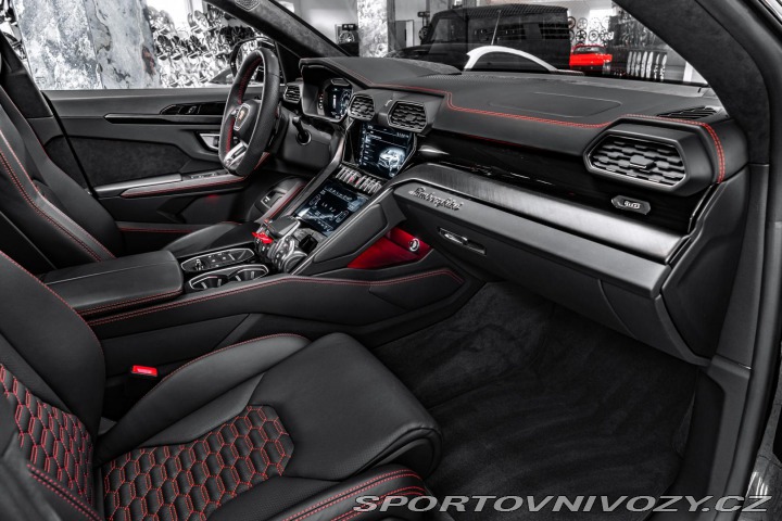 Lamborghini Urus B&O/23/AKRAPOVI 2022