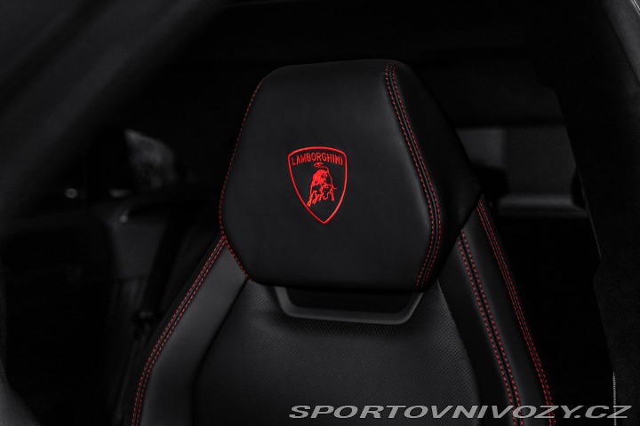 Lamborghini Urus B&O/23/AKRAPOVI 2022