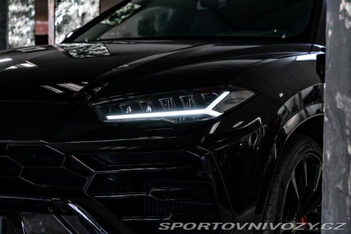 Lamborghini Urus B&O/23/AKRAPOVI 2022