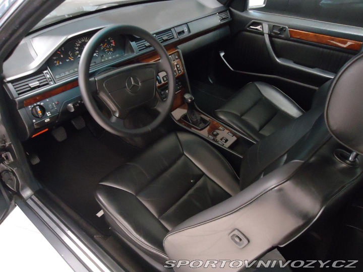 Mercedes-Benz Ostatní modely 124 300 CE 24V Cabrio. 1994