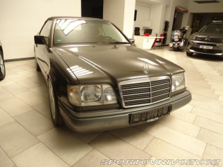 Mercedes-Benz Ostatní modely 124 300 CE 24V Cabrio. 1994
