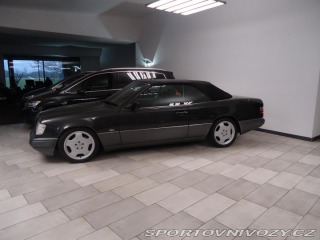 Mercedes-Benz Ostatní modely 124 300 CE 24V Cabrio. 1994