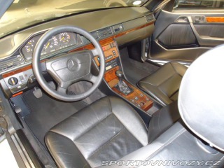 Mercedes-Benz Ostatní modely 124 300 CE 24V Cabrio. 1994