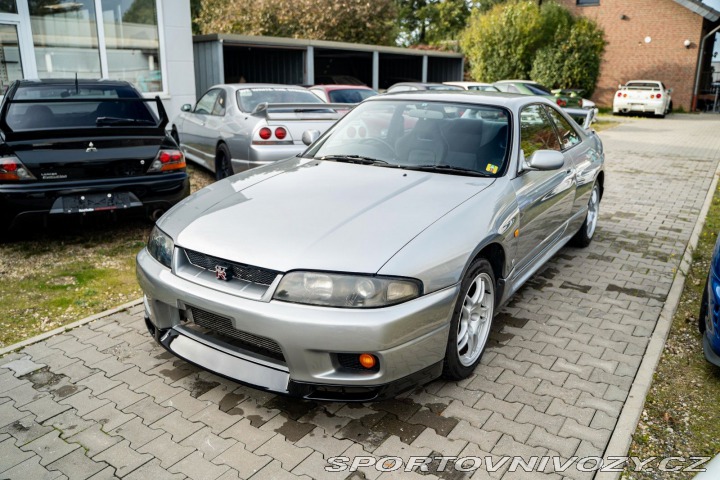 Nissan Skyline GT-R R33 1995