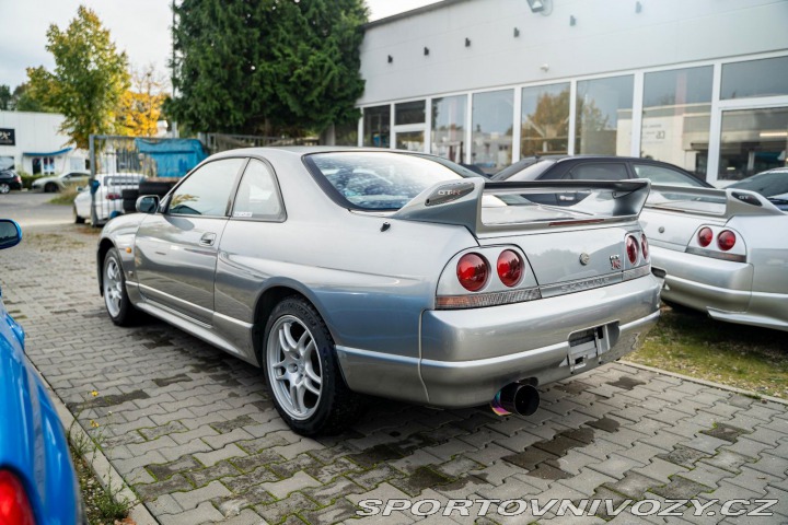 Nissan Skyline GT-R R33 1995