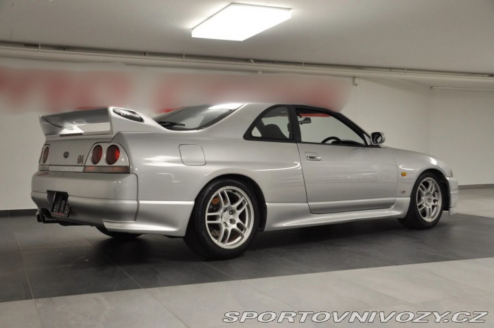 Nissan Skyline GT-R R33 1995
