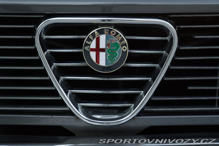 Alfa Romeo Ostatní modely ALFETTA INIEZIONE QUADRIFOGLIO ORO 1984