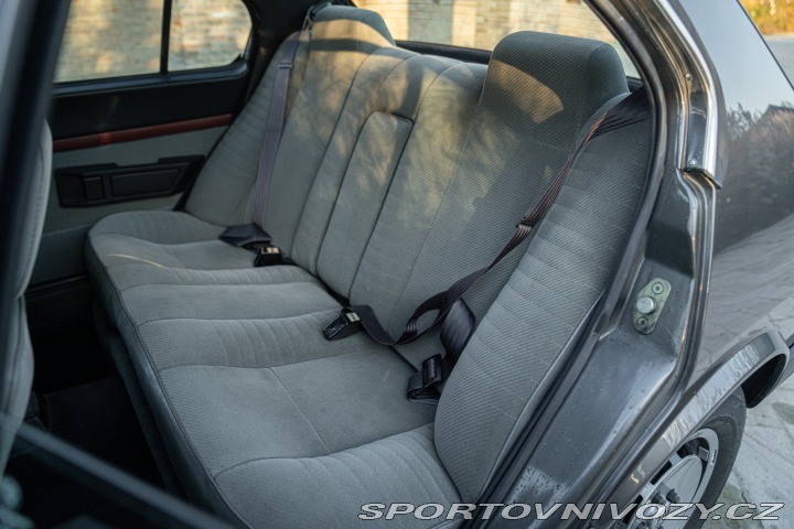 Alfa Romeo Ostatní modely ALFETTA INIEZIONE QUADRIFOGLIO ORO 1984